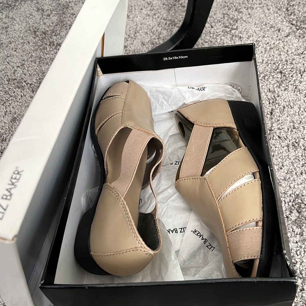 NEW in box Liz baker sandal - Picture 8 of 11